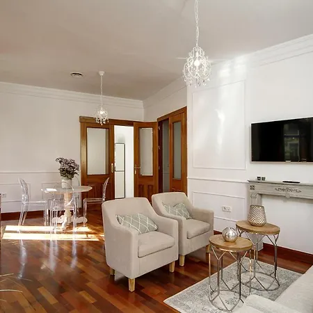 Chezmoihomes Premium 3br Superb Location Apartment *